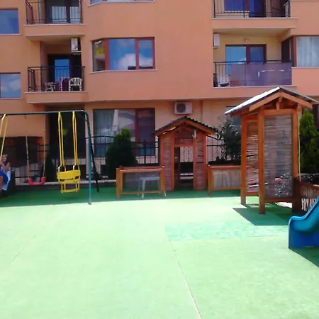 Family Hotel Megas 아파트 *