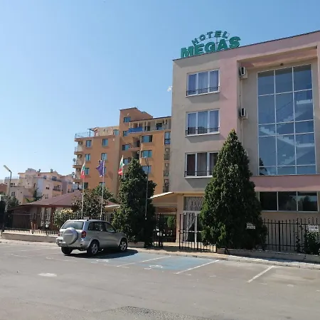 شقة Family Hotel Megas ساني بيتش
