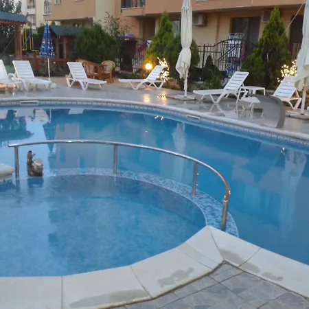 Family Hotel Megas Apartment Slantschew brjag